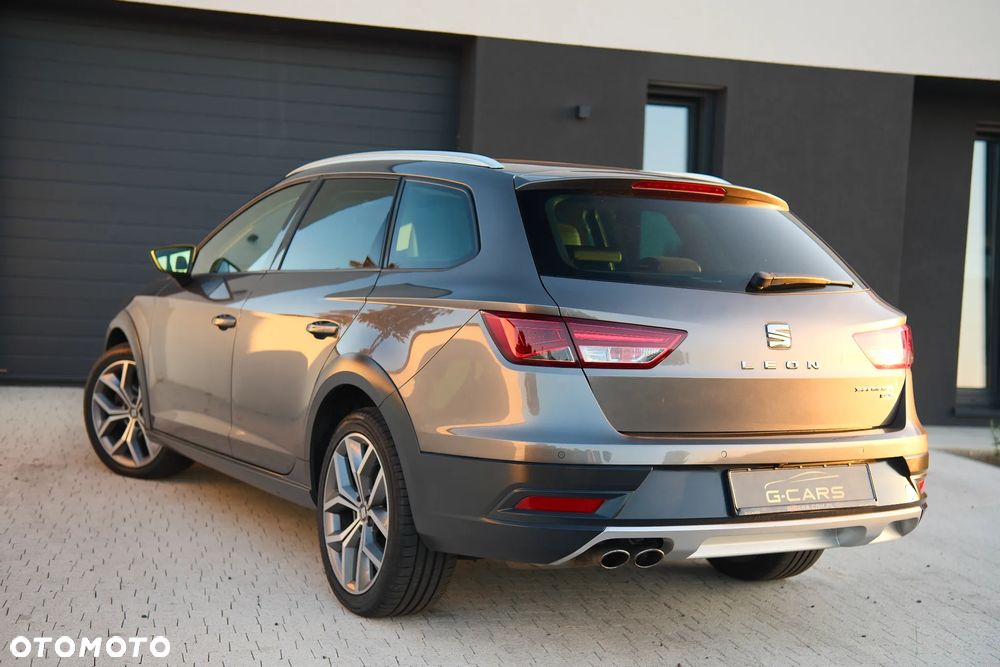 Seat Leon 2.0 TDI DPF Start&Stop DSG XCELLENCE - 19