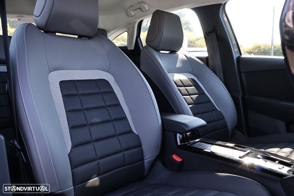 Citroën C4 PureTech 130 Stop&Start EAT8 PLUS - 12