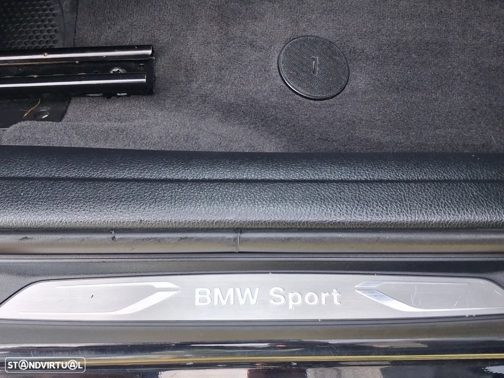BMW 320 d EfficientDynamics Line Sport - 14