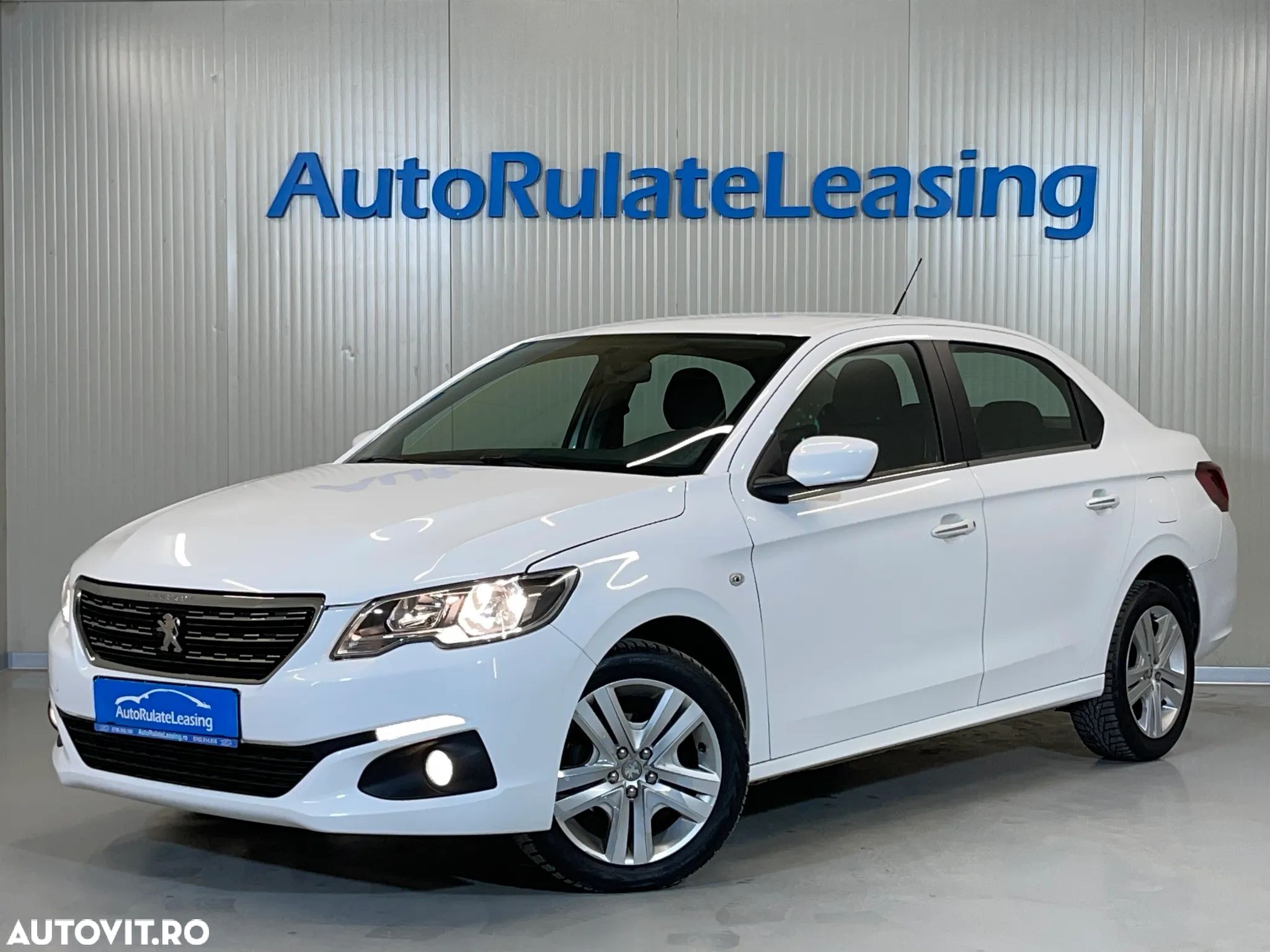 Peugeot 301 1.5 BlueHDI FAP Active - 1