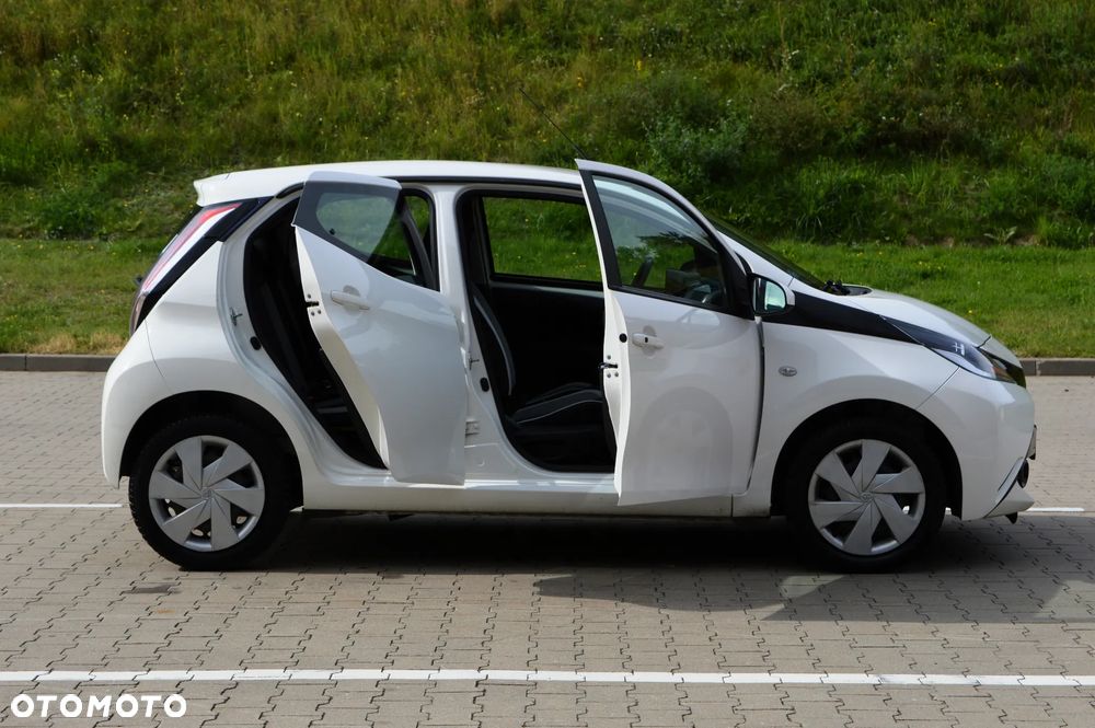 Toyota Aygo 1.0 VVT-i Sprint EU6 - 29