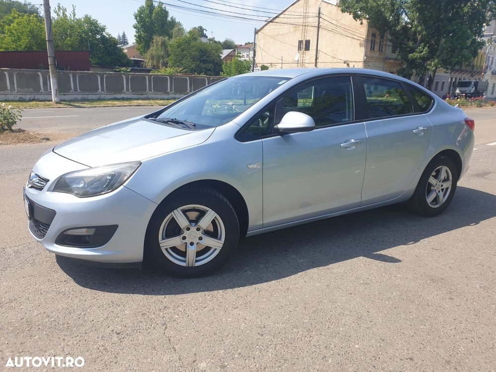 Opel Astra 1.6 CDTI Start/Stop Drive - 6