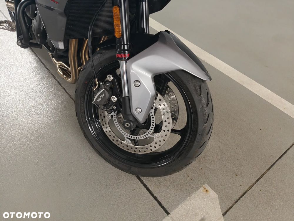 Triumph Tiger - 5
