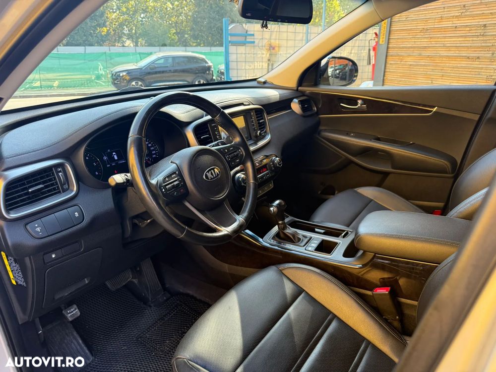 Kia Sorento - 8