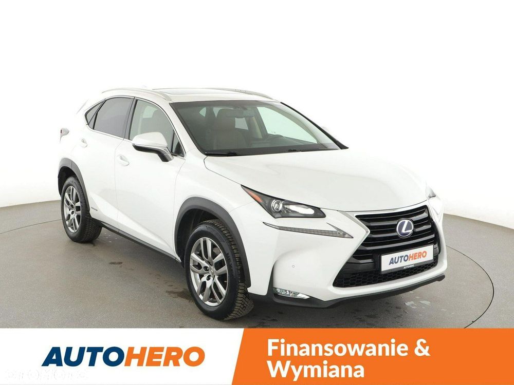 Lexus NX 300h E-FOUR Luxury Line - 10