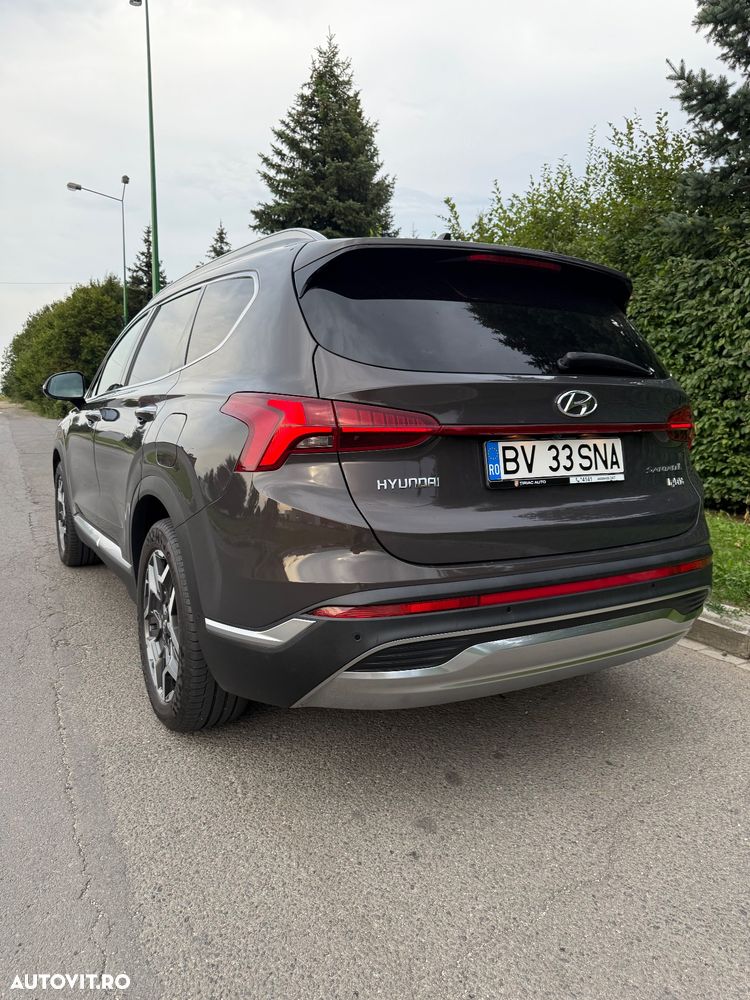 Hyundai Santa Fe - 4