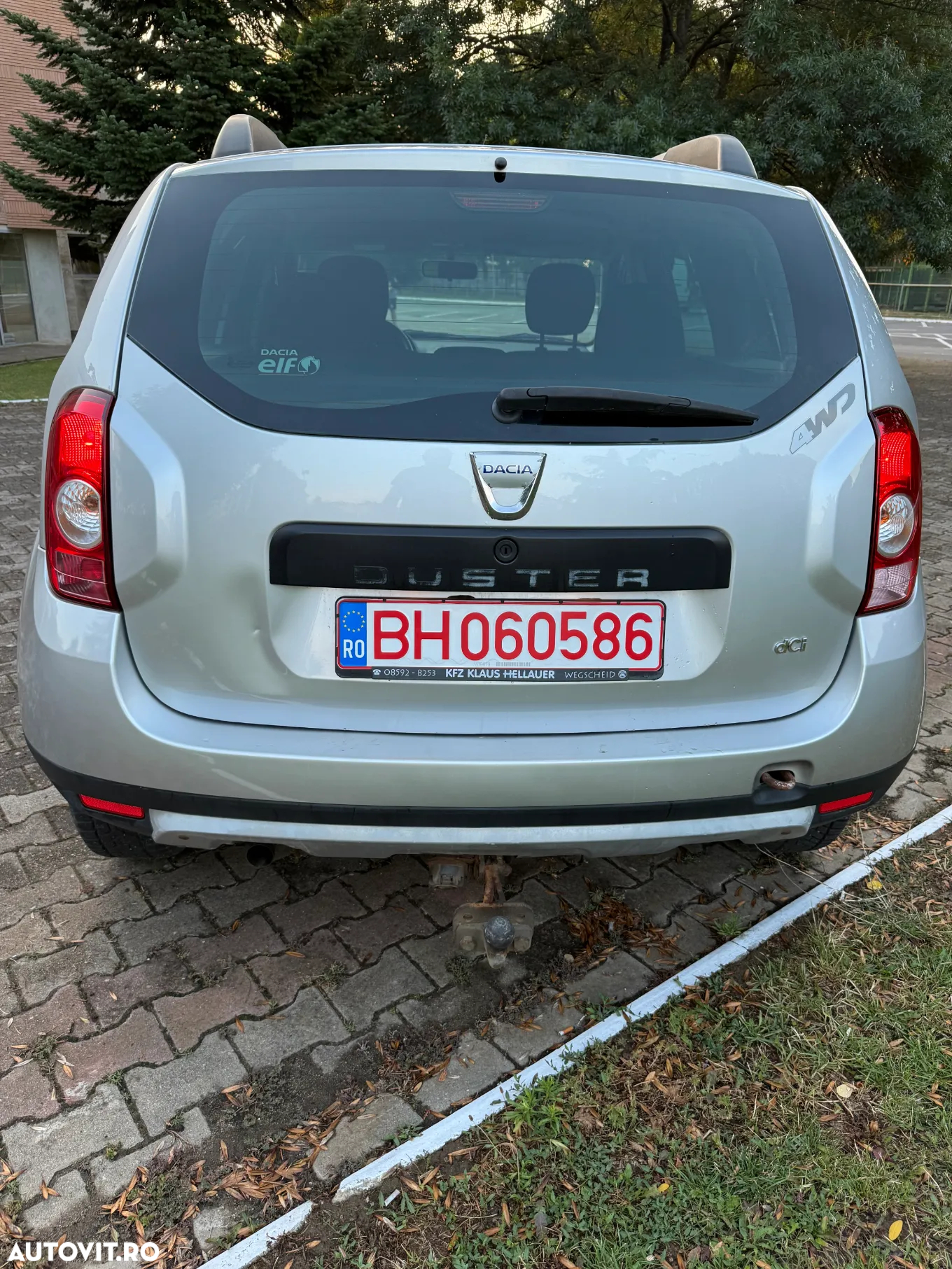 Dacia Duster 1.5 dCi 4x4 Prestige - 8
