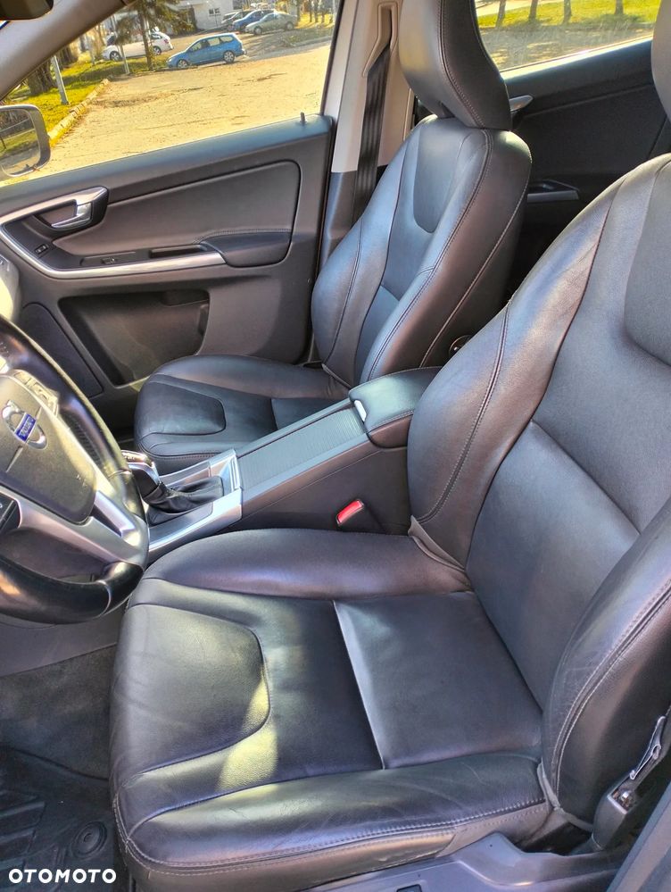 Volvo XC 60 T5 Geartronic Kinetic - 21