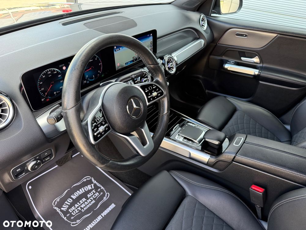 Mercedes-Benz GLB 200 d 4-Matic AMG Line 8G-DCT - 24