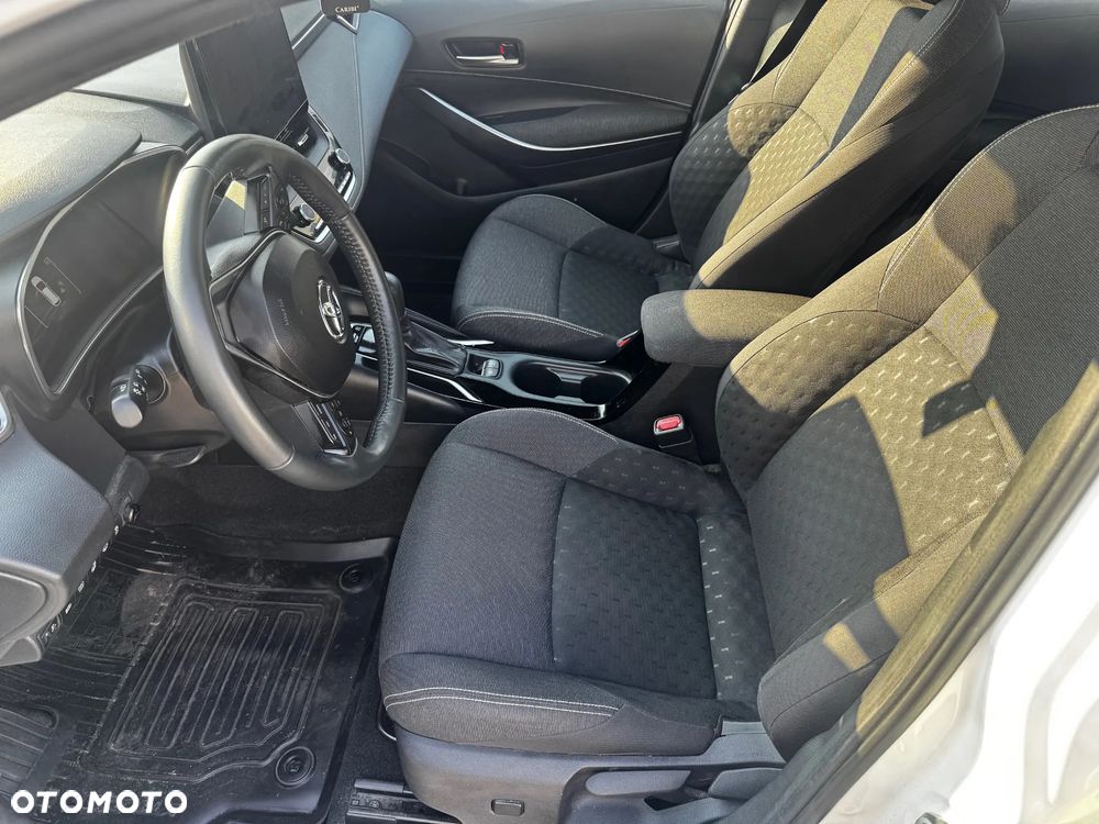 Toyota Corolla - 12