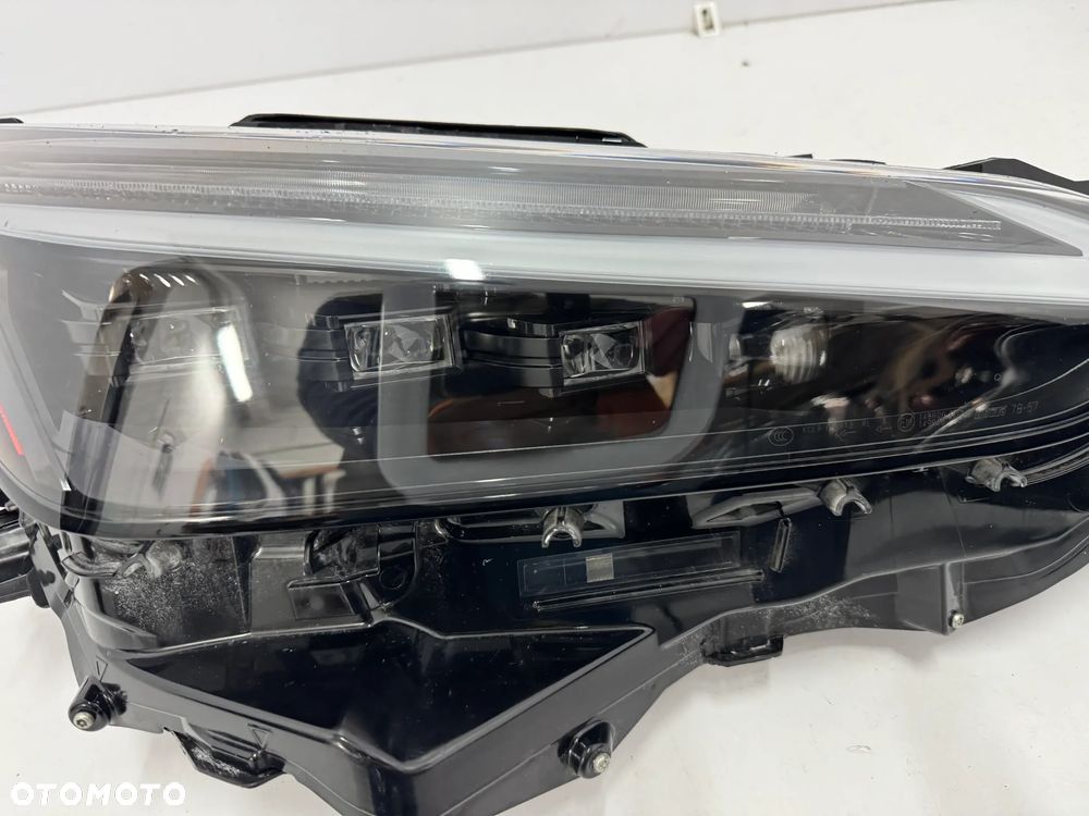 LAMPA PRAWA PRZEDNIA LEXUS NX 2 II 2021- FULL LED - 2