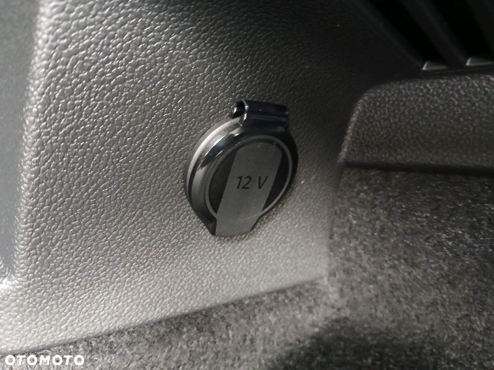 Volkswagen T-Roc - 9