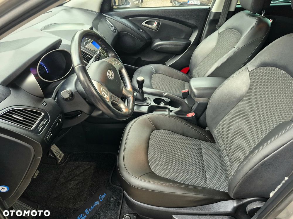Hyundai ix35 - 15