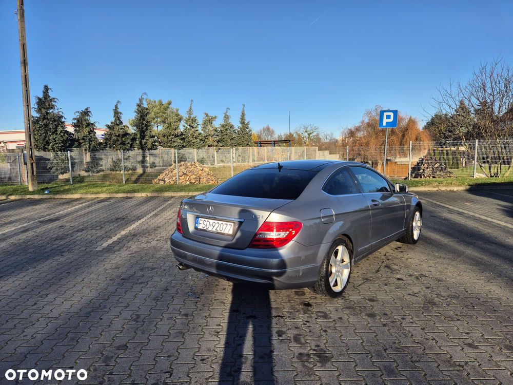 Mercedes-Benz Klasa C - 12