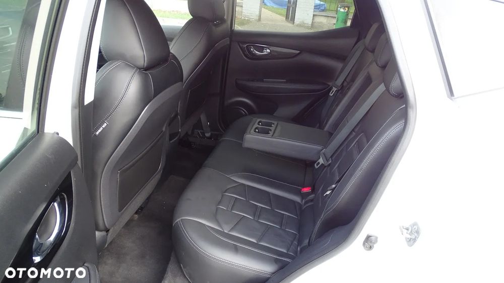 Nissan Qashqai 1.6 DCi Visia - 14