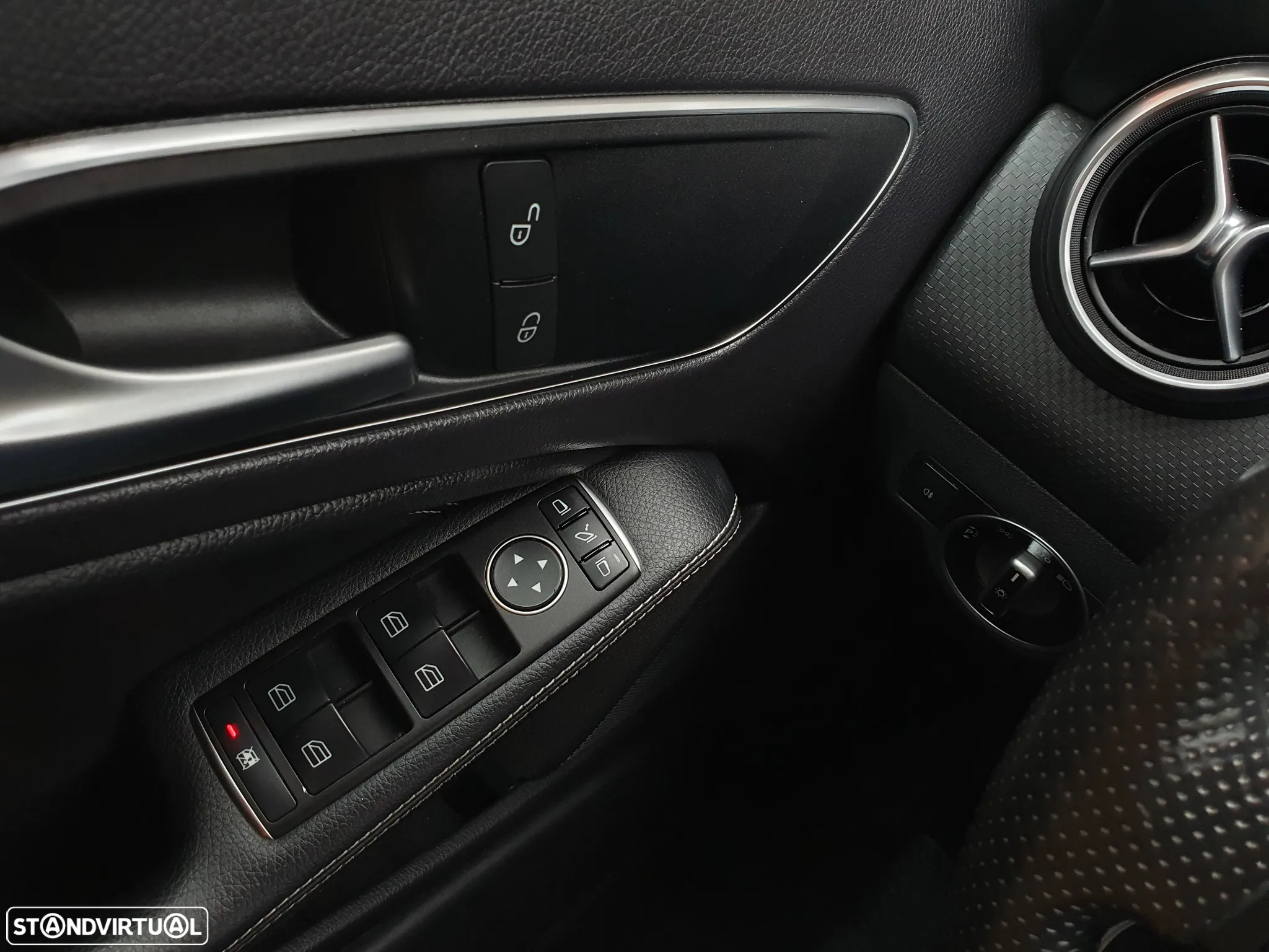 Mercedes-Benz A 200 CDI Urban - 12