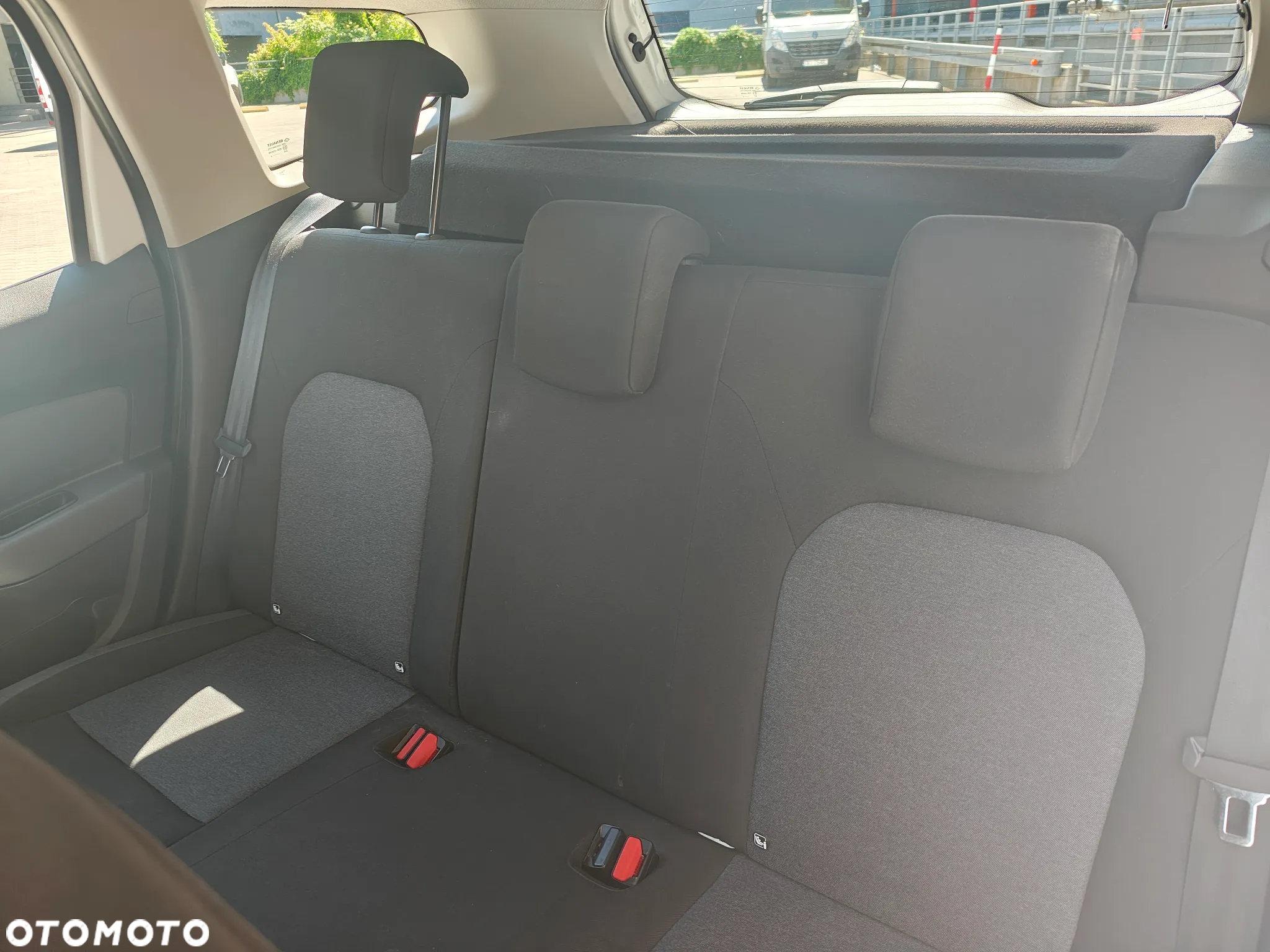 Dacia Duster 1.0 TCe Essential - 9