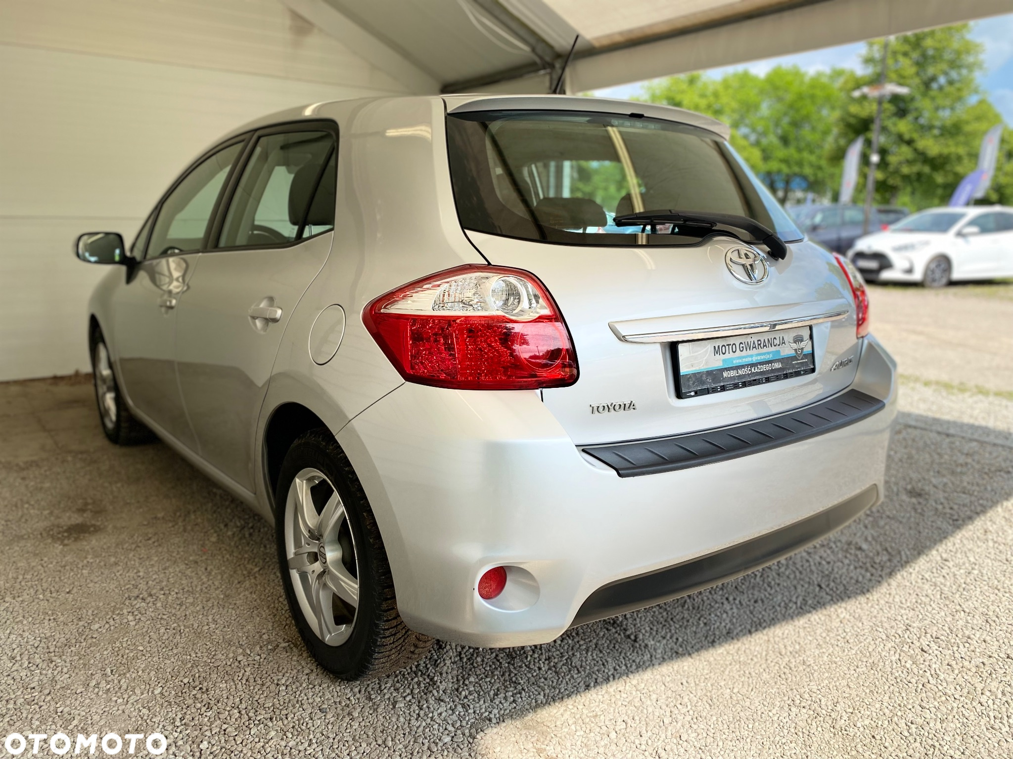 Toyota Auris 1.6 Luna - 4