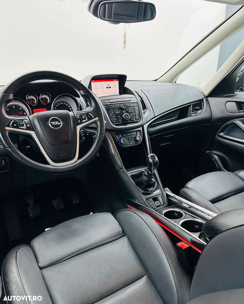 Opel Zafira Tourer 2.0 CDTI ECOTEC Cosmo - 14