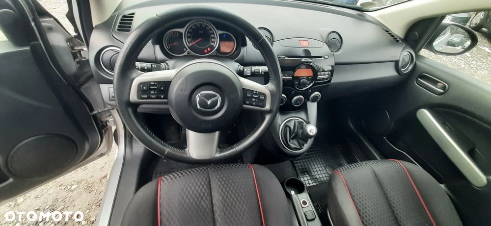 Mazda 2 - 28