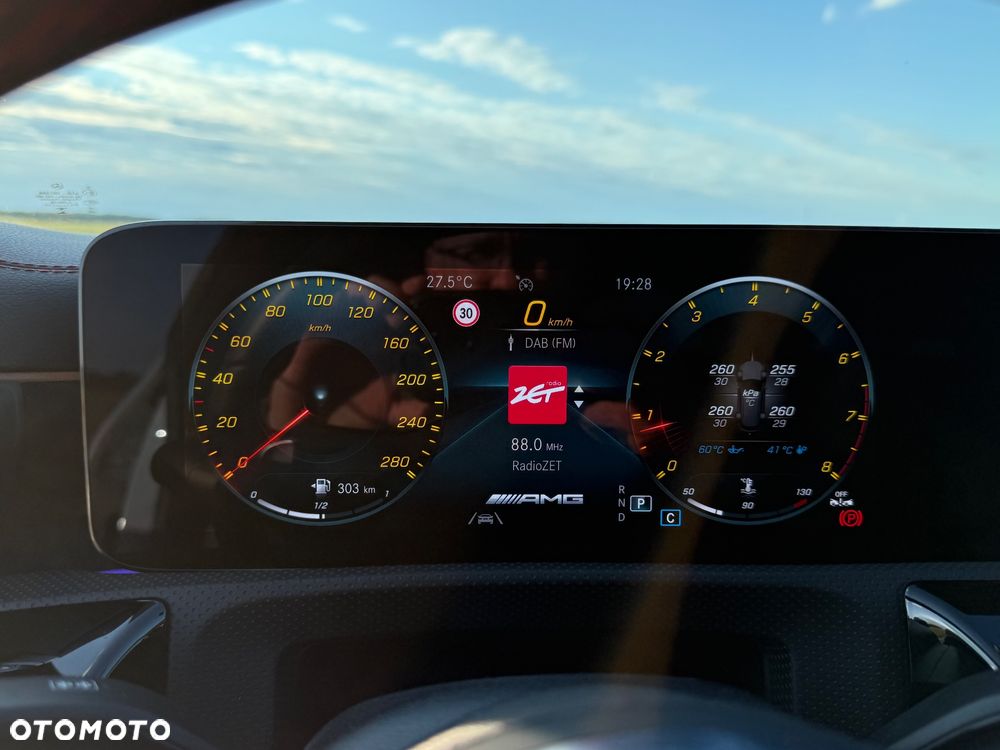 Mercedes-Benz CLA AMG 35 4-Matic 7G-DCT - 11
