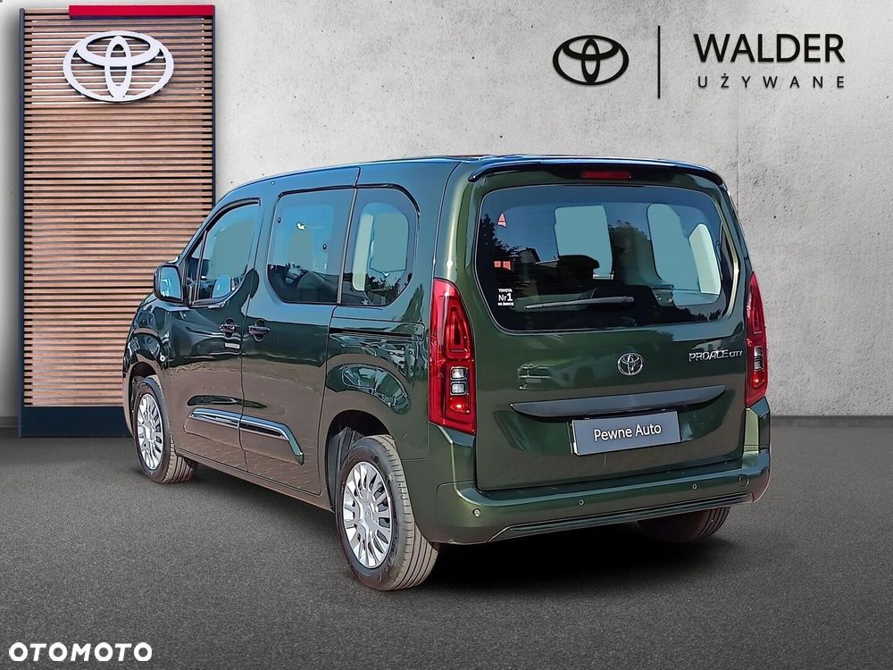 Toyota Proace City Verso 1.2 D-4T Business - 4