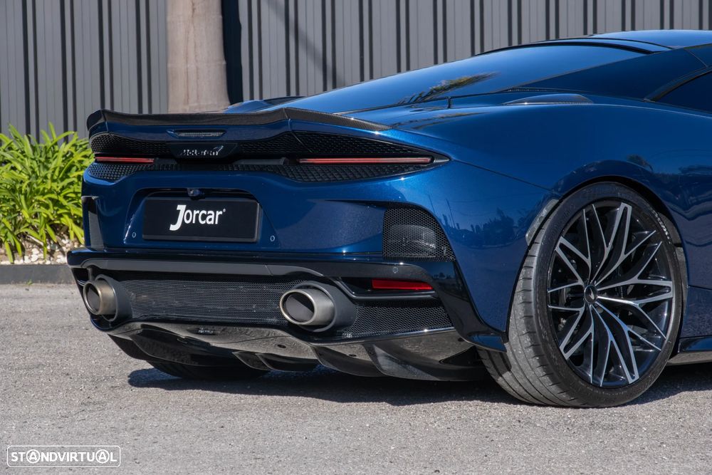 McLaren GT - 18