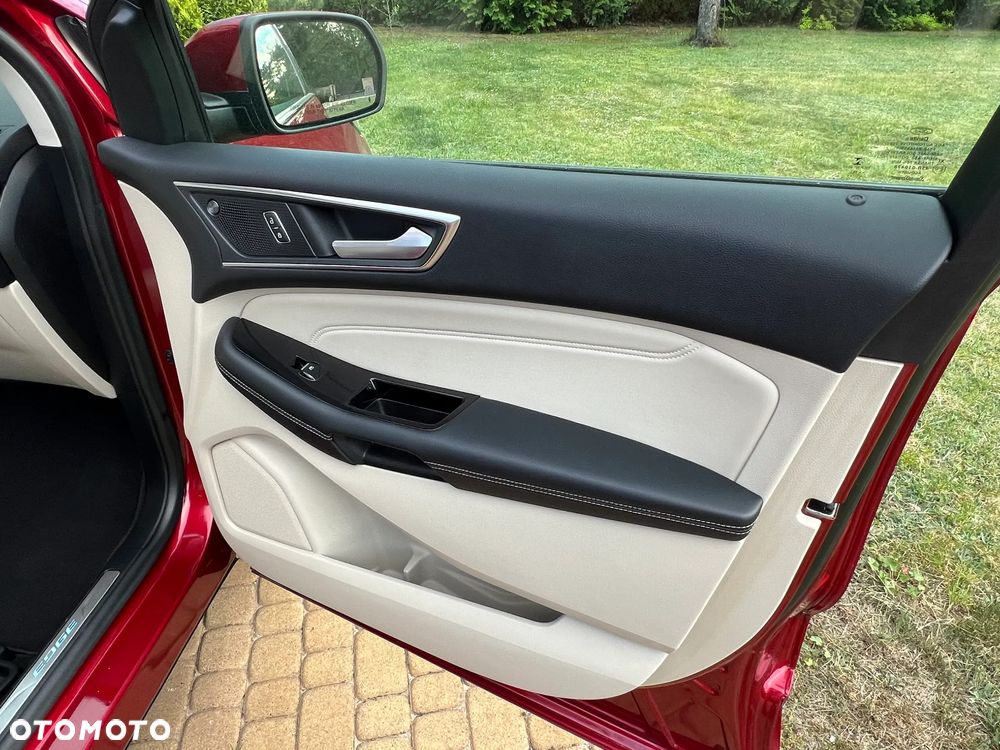 Ford Edge - 18
