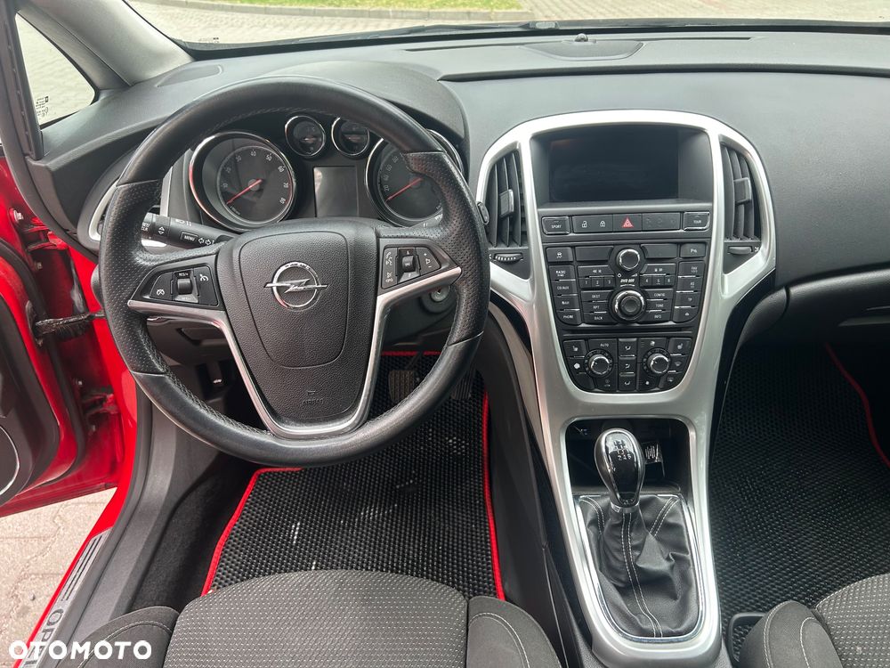 Opel Astra 1.4 T Sport - 11