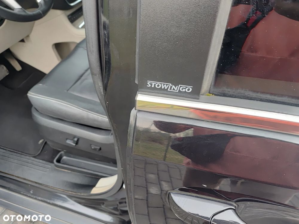 Lancia Voyager 2.8CRD Platinum - 21