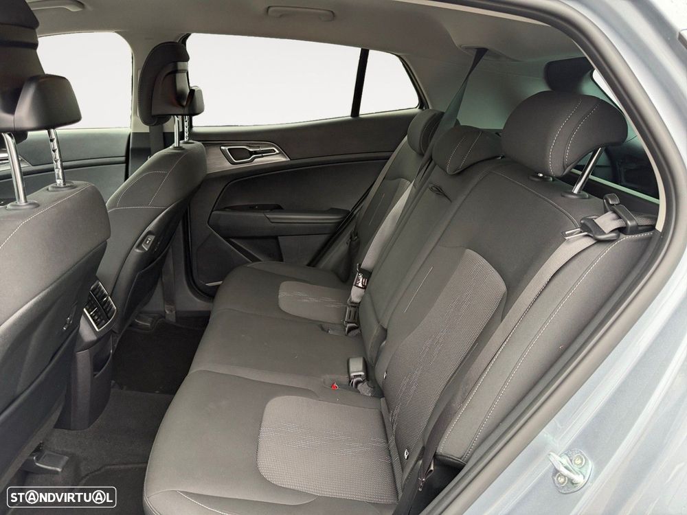 Kia Sportage 1.6 T-GDI Drive — fotografia 13