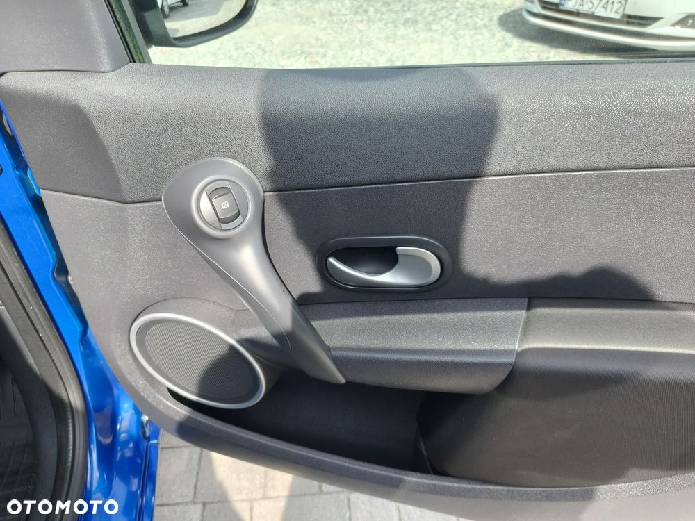 Renault Clio - 20