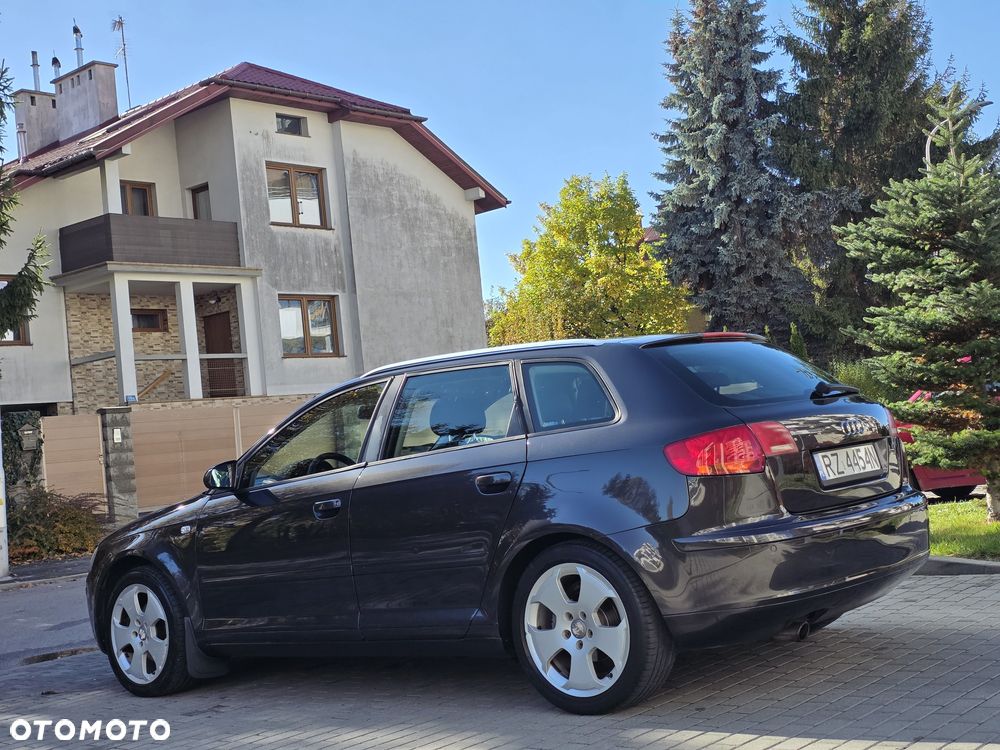 Audi A3 Sportback - 3