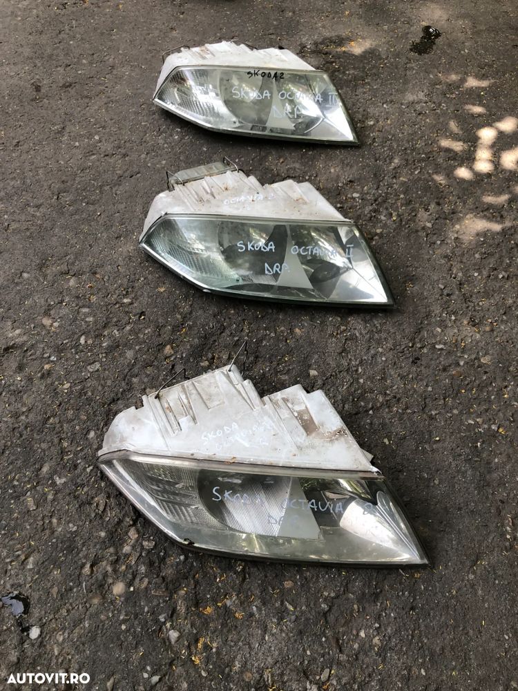 Far dreapta Skoda Octavia 2 halogen - 2