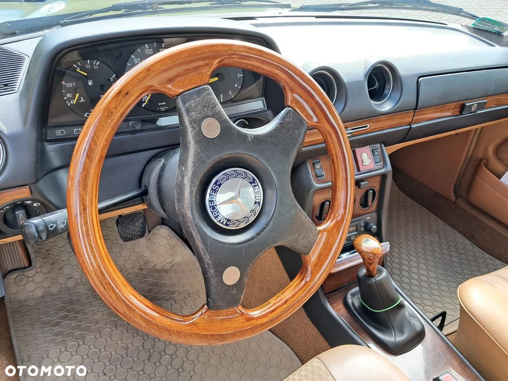 Mercedes-Benz W123 - 7