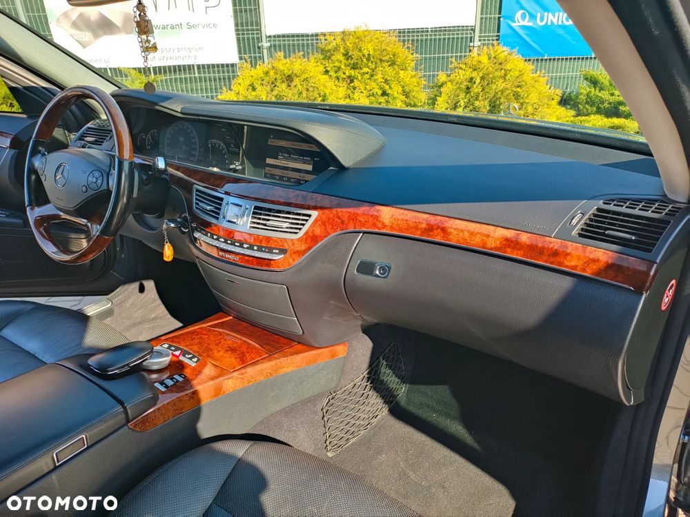Mercedes-Benz Klasa S 400 HYBRID - 21
