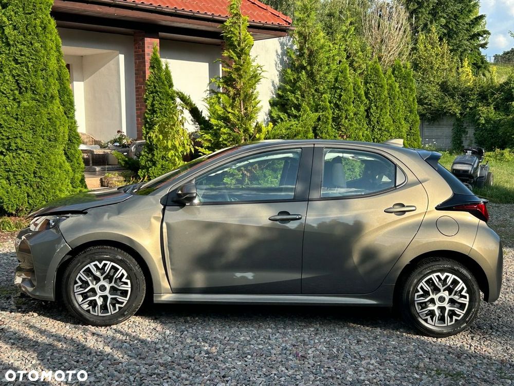 Toyota Yaris - 30
