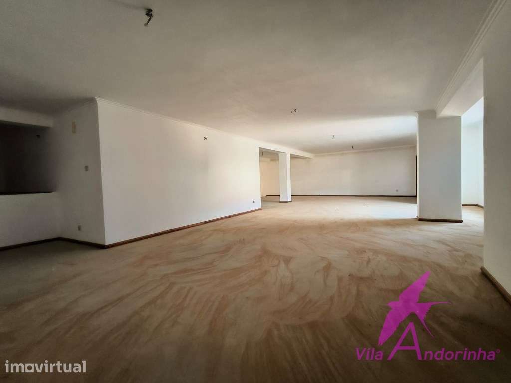 Loja para venda na Areosa com 316.20m2 - Grande imagem: 5/11