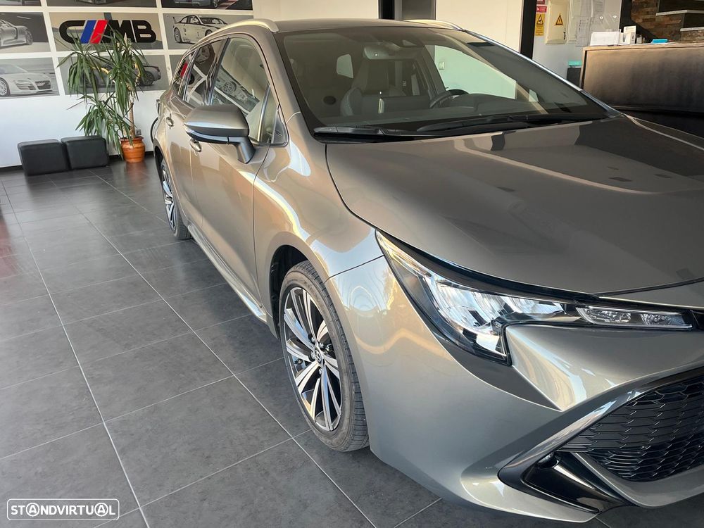 Toyota Corolla 1.8 Hybrid Comfort - 3