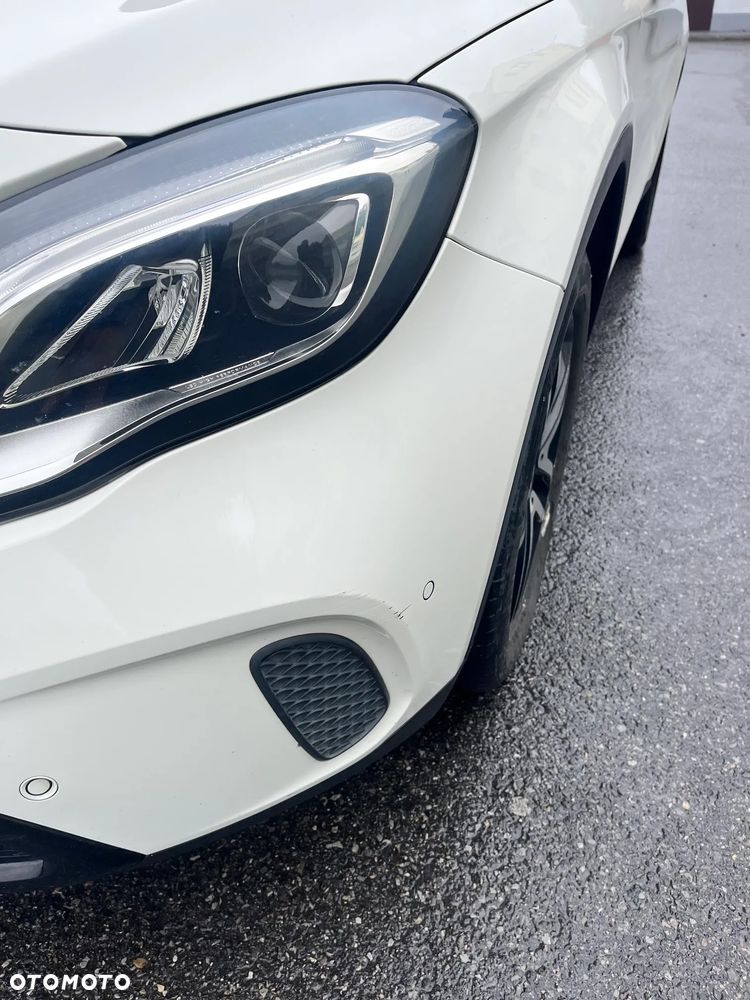 Mercedes-Benz GLA 200 7G-DCT - 8