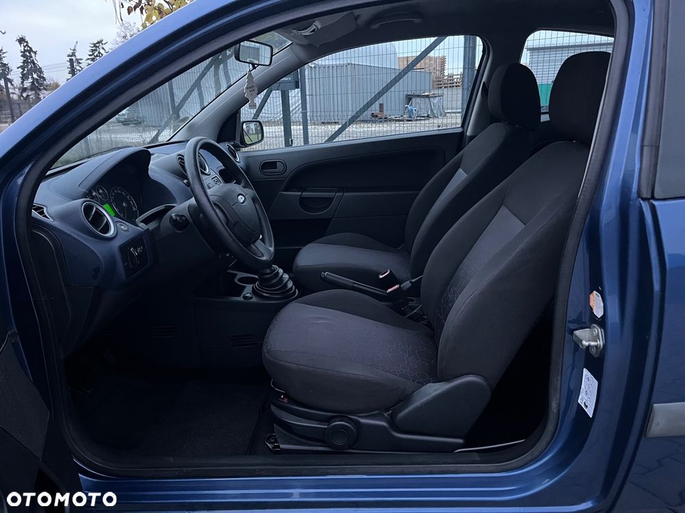 Ford Fiesta - 18