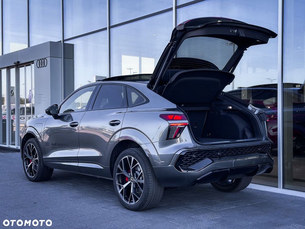 Audi Q3 Sportback - 8