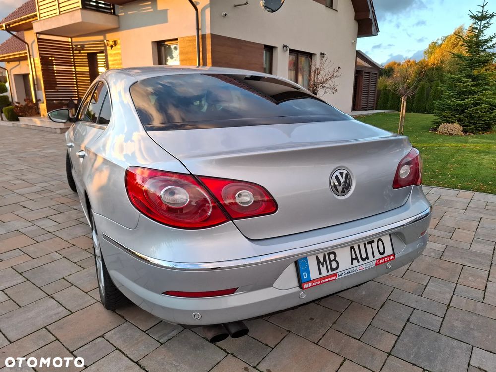 Volkswagen Passat CC 2.0 TSI DSG Exclusive - 17