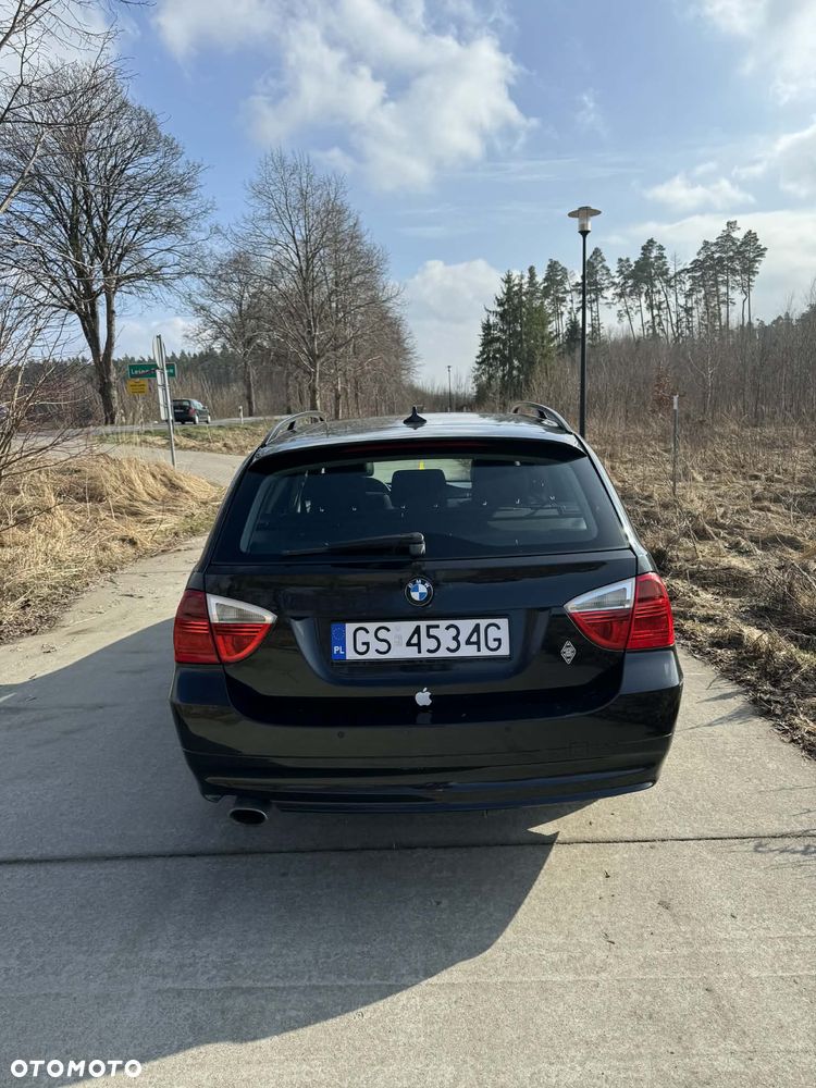 BMW Seria 3 318d DPF Edition Lifestyle - 4