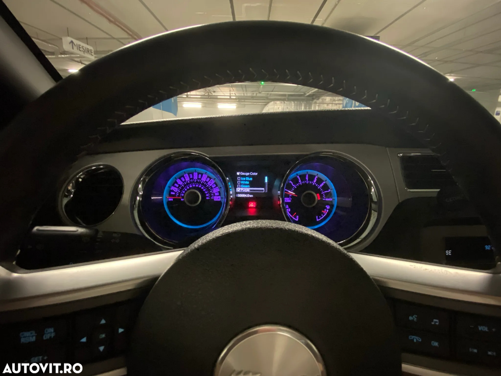Ford Mustang - 6