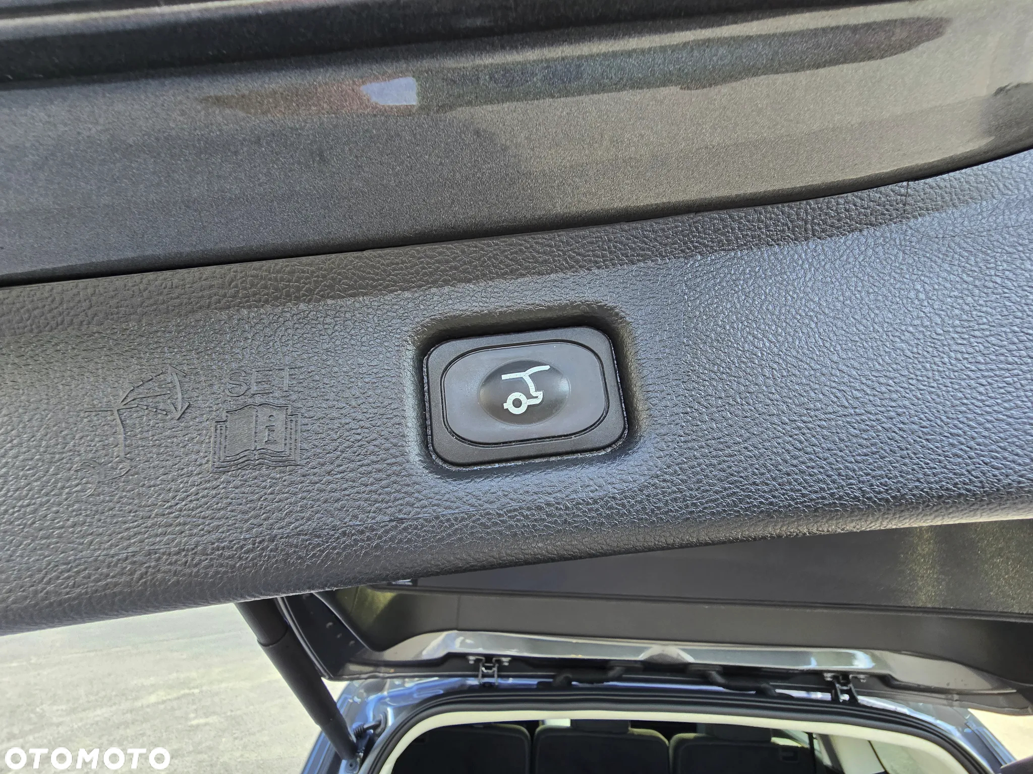 Ford S-Max - 22