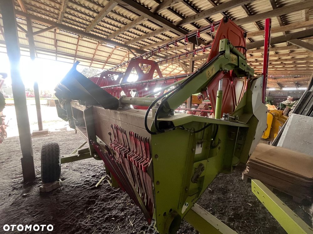 Claas Tucano 320 - 24