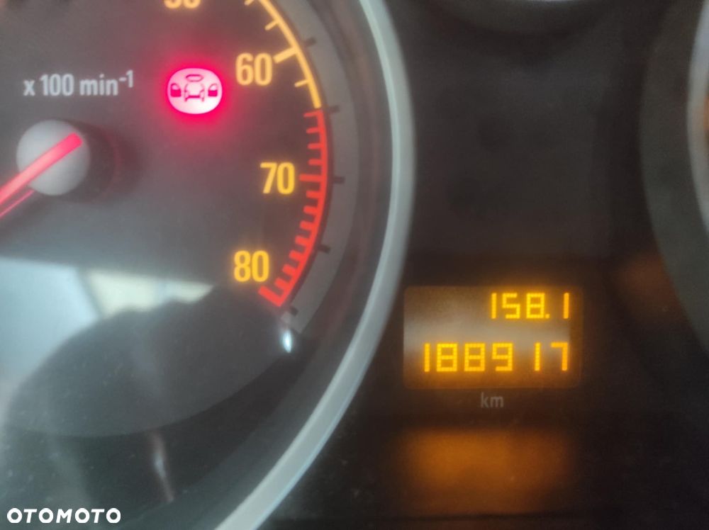 Opel Astra 1.8 Cosmo - 21