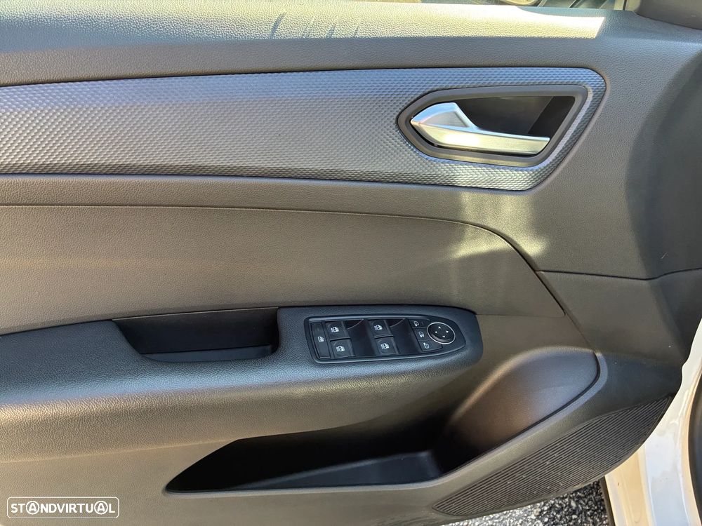 Renault Arkana 1.6 E-Tech Full Hybrid Evolution - 13