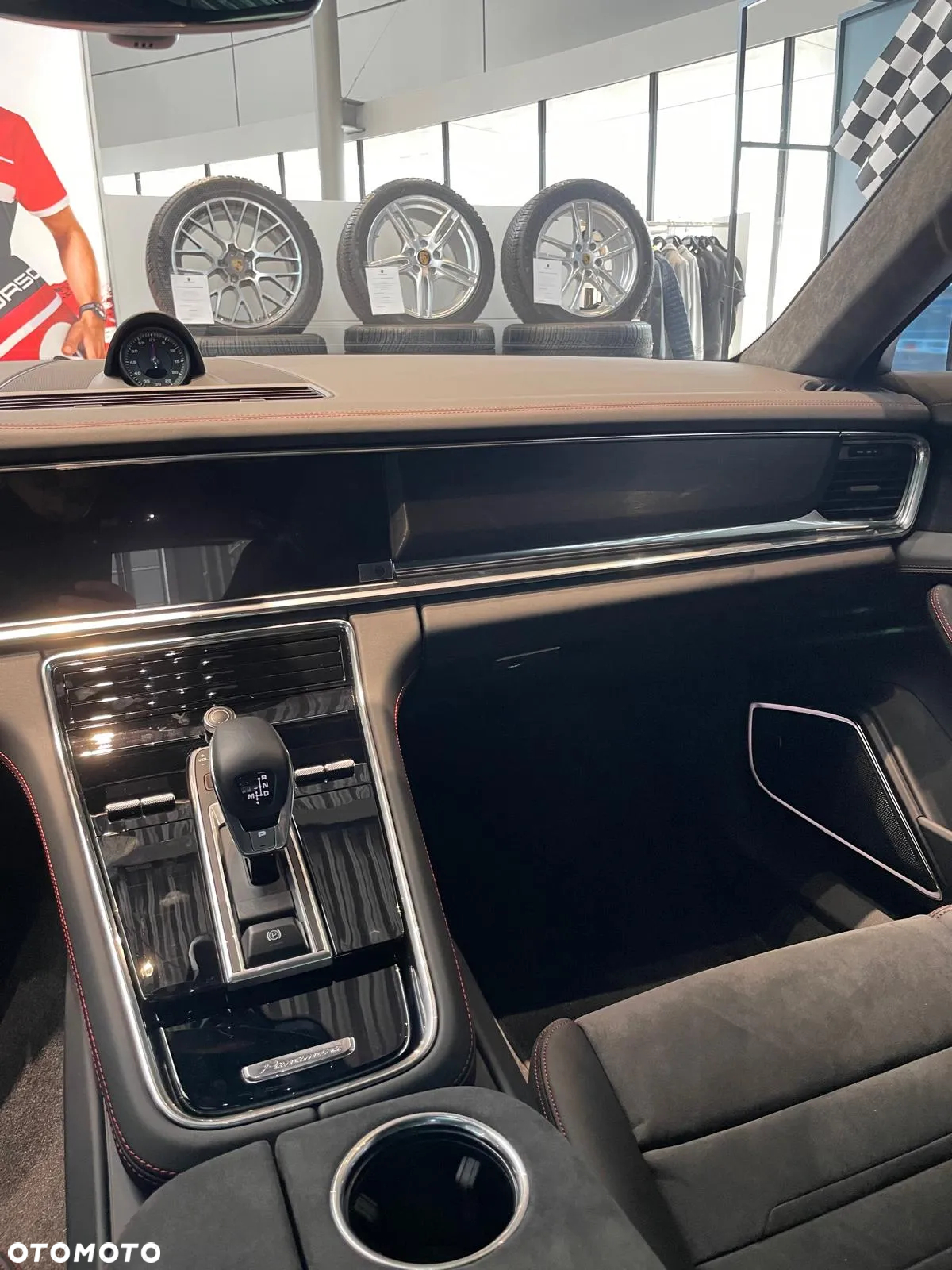 Porsche Panamera GTS - 22